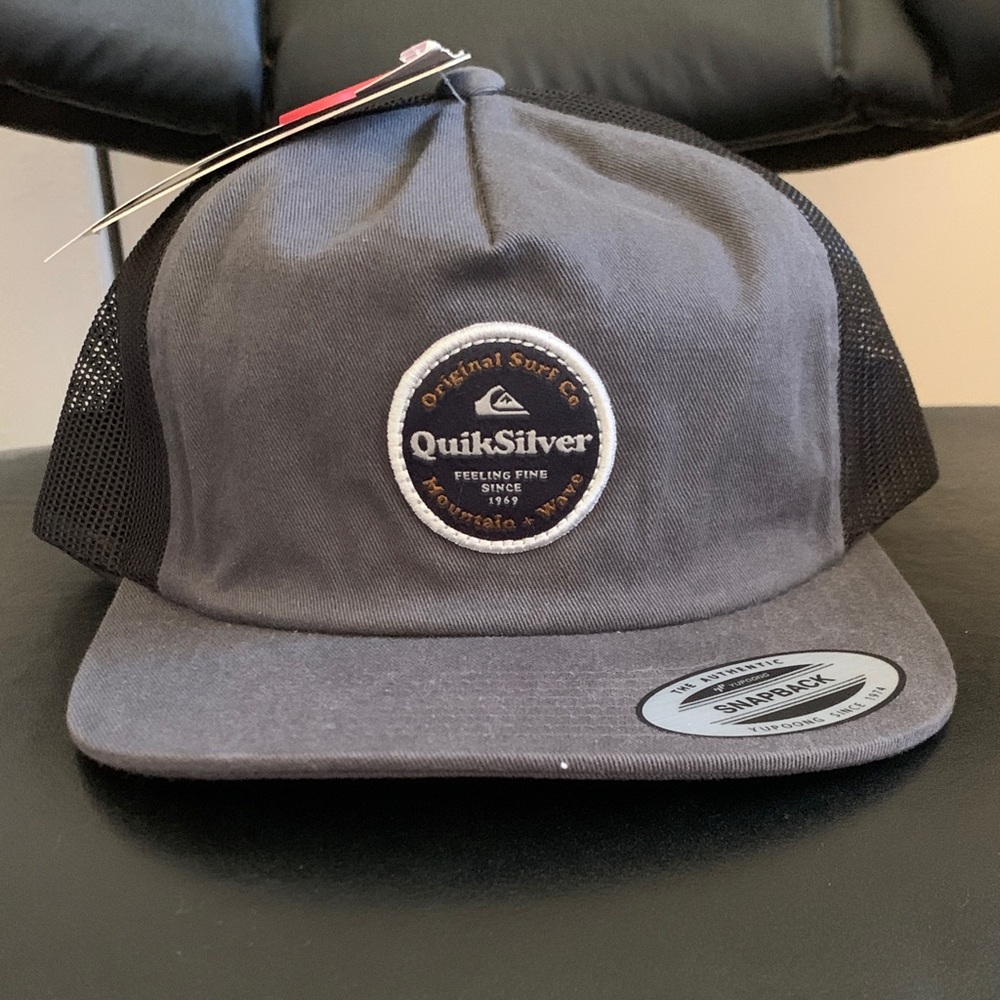 Quiksilver Charcoal Mesh Snapback Cap